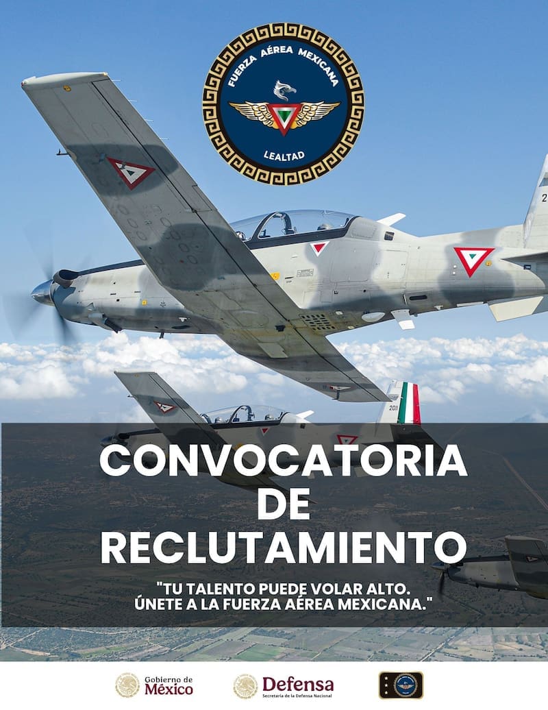 El Ejército de México se encuentra alistando civiles para transformarlos en pilotos de combate para la venidera guerra (foto: archivo).
