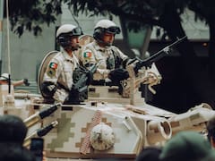 Firma de grafeno de EEUU tiene aval del SAT para vender armas, Ozempic y su mina de oro, y AutoZone acelera en México