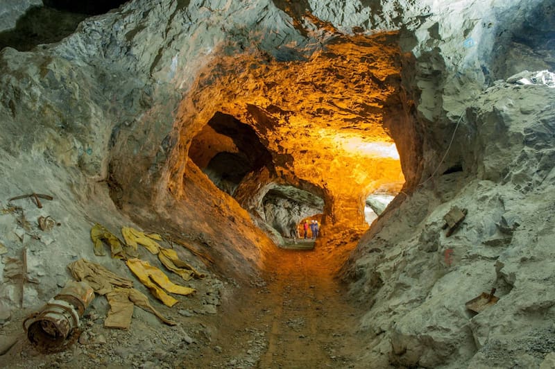 Ilustración de una mina