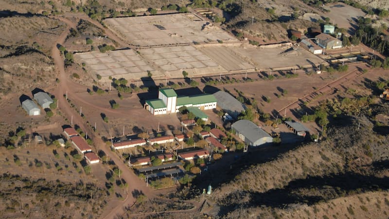 La cantera operó hasta mediados de la década de 1990.