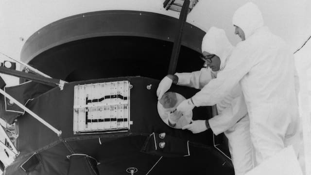 En 1977 mandaron una “cápsula del tiempo” al espacio, 49 años después sigue viajando por el universo en busca de vida inteligente