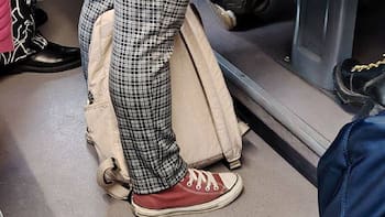 Adiós para siempre a la mochila | Metro se sumó a Metrobús y ahora nadie será capaz de portar dicho accesorio