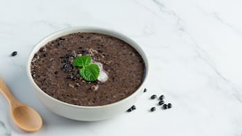 Cómo preparar el mole de frijoles con chocolate más rico de América Latina: lleva menos de 1 hora y rinde 6 porciones