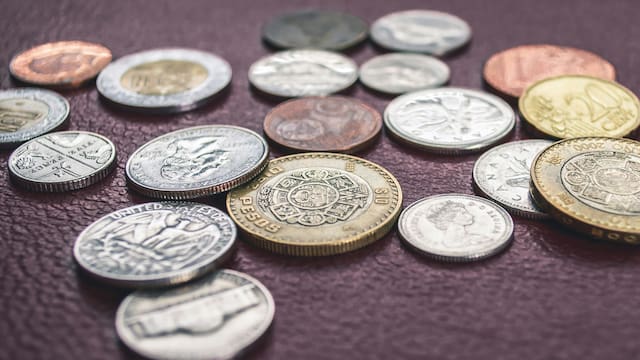 ¿Hasta dónde llegará el peso mexicano? UBS ve tipo de cambio en 17.20 y Banxico sin prisa por mover tasas