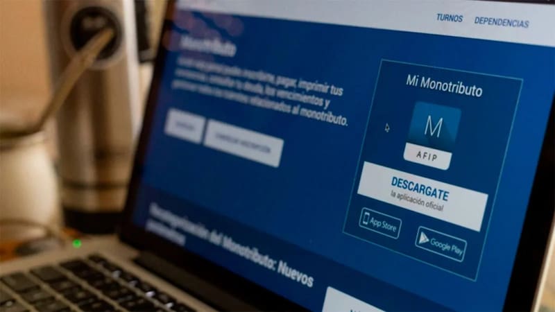 Atención monotributistas: cuánto se paga por mes según la categoría y cuándo recategorizarse.