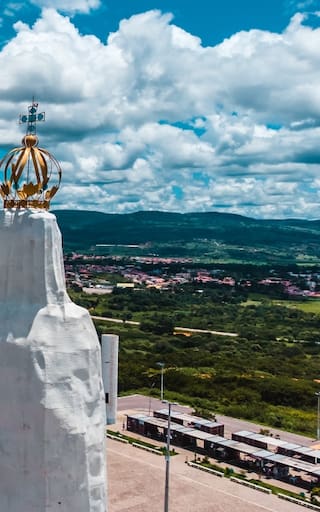 Un país latino que será potencia mundial levanta la estatua más alta del continente: fue una inversión histórica y es el orgullo de una nación