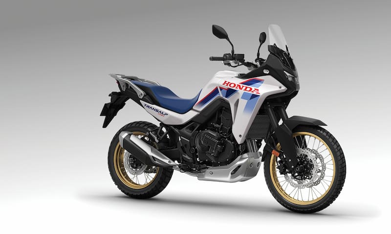 Honda. Recientemente presentó la versión E-Clutch de la Transalp