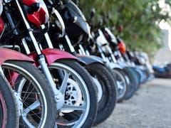 Es oficial | El Gobierno multará a los conductores de motos y bicicletas eléctricas que no porten este documento en CDMX