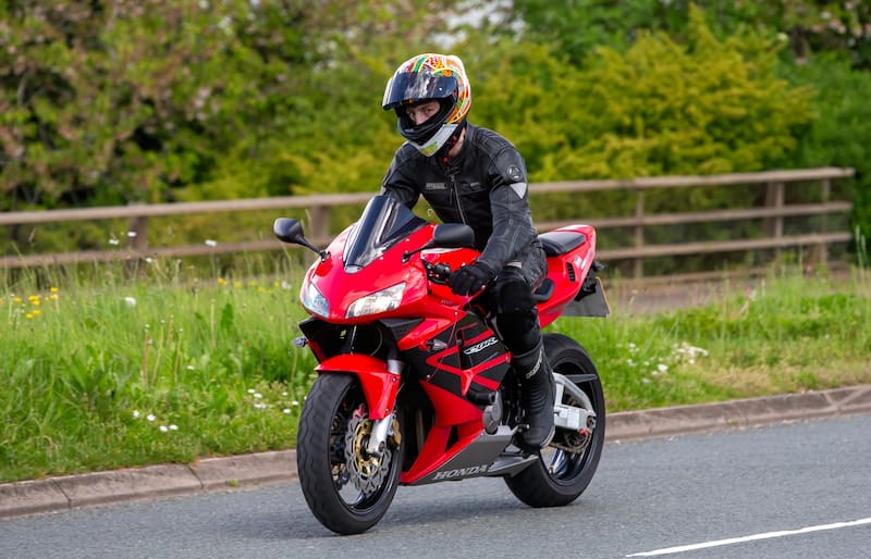El boom de las motos no se detiene. Febrero cerró con un salto del 70% interanual y posiciona al país como el segundo mercado más fuerte de la región.