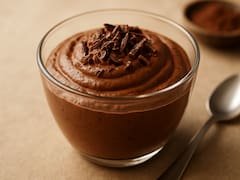 Cómo hacer mousse de chocolate proteico: el postre cremoso sin azúcar y listo en pocos minutos