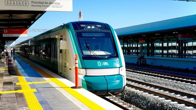 Confirmado | Defensa Nacional tomará el control del transporte público y el Tren Maya operará con mejor servicio (foto: archivo).