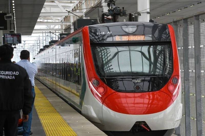 El Gobierno confiscará más de 70 terrenos privados para las obras del transporte público: será para la conexión directa con el Aeropuerto Internacional (foto: archivo).