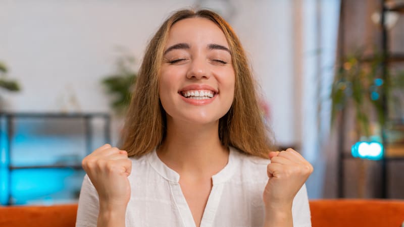 Reflexiones de distintos referentes sobre cómo simplificar la vida a partir de decisiones concretas que afectan el tiempo, las relaciones y las prioridades personales.