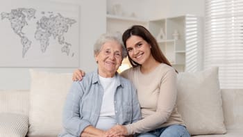 El Gobierno ofrece un beneficio a quienes convivan con mayores de 65 años: pueden beneficiarse con hasta 2550 euros