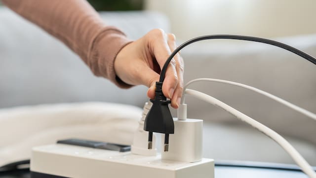 Cómo acabar con el “consumo fantasma”: los electrodomésticos que debes desenchufar para ahorrar energía