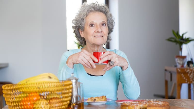Científicos españoles revelan el desayuno ideal para perder peso después de los 50. Mejora grasa abdominal, colesterol y triglicéridos con este hábito diario.