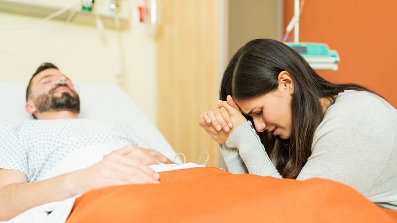 Qué ocurre con la parte de una herencia cuando uno de los herederos está hospitalizado de forma permanente y cómo protege la ley sus derechos dentro del proceso sucesorio en España.