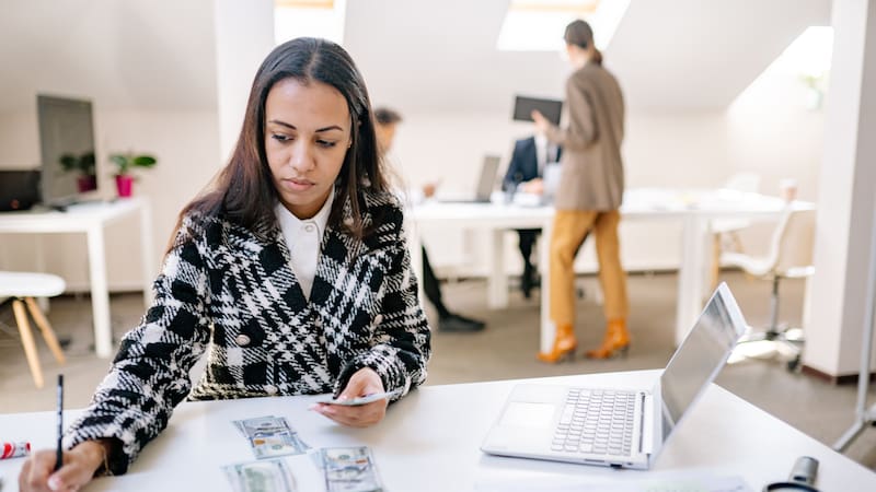 Mujeres y servicios financieros | Foto de Yan Krukau de Pexels