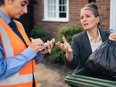 Oficial y confirmado | Por decisión del Gobierno, multarán por 1.000 dólares a todas las personas que cometan este error al sacar la basura