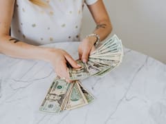 Adiós ahorros: multarán a todas las personas que tengan dólares en casa y no cumplan con esta condición obligatoria