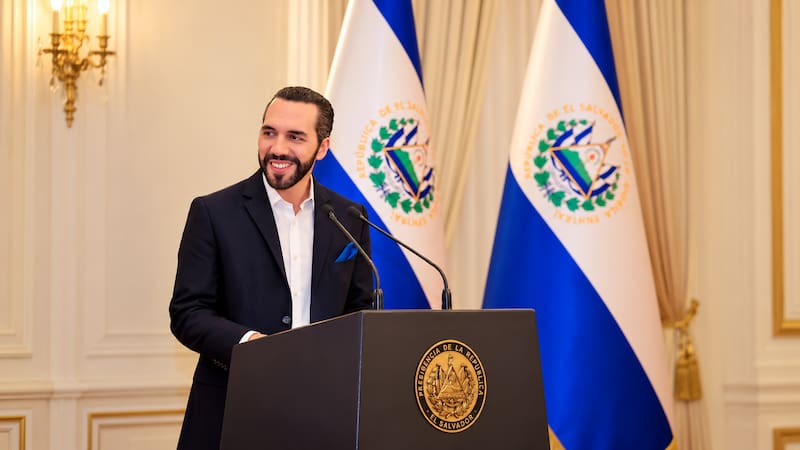 Nayib Bukele afirmó que el acuerdo con Cox permitirá atraer inversiones internacionales.