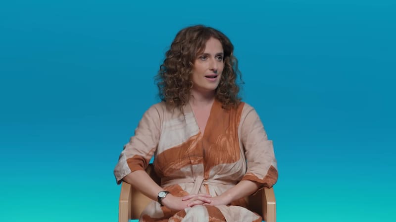 Nazareth Castellanos, una de las voces más influyentes en neurociencia en España, destaca la importancia de conocer el cuerpo para entender el cerebro.