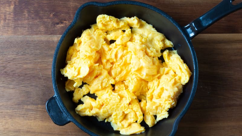 ¿Por qué es importante consumir proteína en el desayuno?