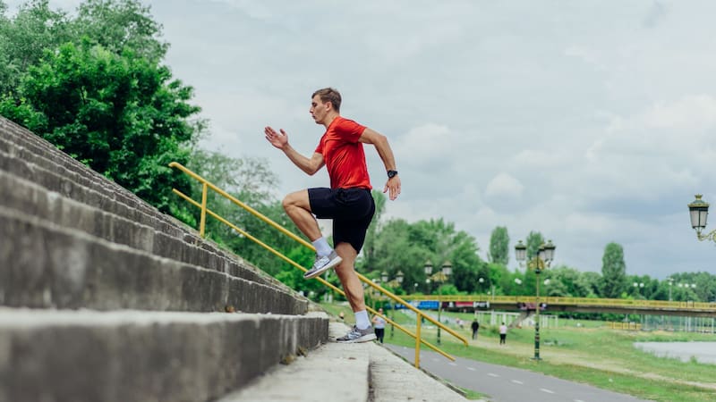 Ni bici fija ni caminata rápida: el ejercicio que mejora la circulación, cuida el corazón y fortalece los músculos sin esforzarse de más
Fuente: Shutterstock