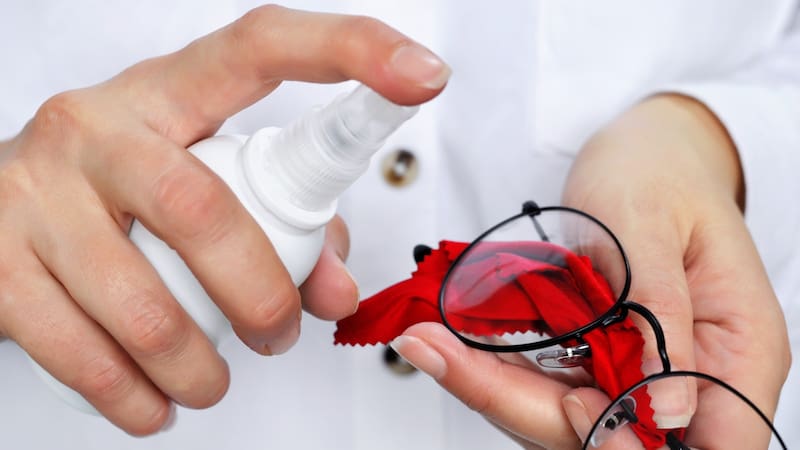 Ni detergente ni jabón: el fácil truco para eliminar los rayones de los lentes en segundos
Fuente: Archivo