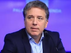 “No sería buena idea”: la medida que no debe tomar el Gobierno con el dólar, según Dujovne