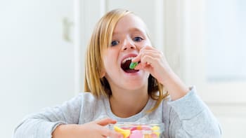 Alerta alimentaria | Retiran una popular golosina de todos los puntos de venta por ser un potencial riesgo de asfixia