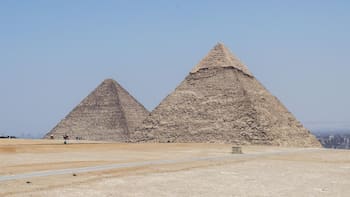 No fueron los humanos: revelaron el verdadero origen de la pirámide más antigua del mundo que cambia la historia