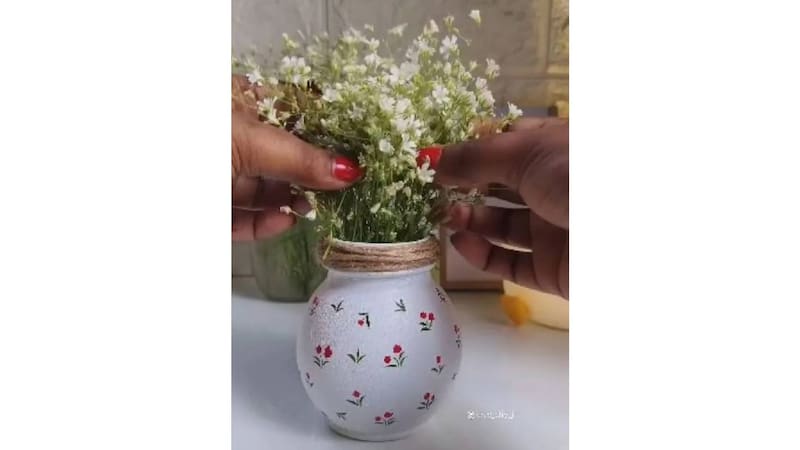 No lo tires: el truco para aprovechar los potes usados y no desecharlos