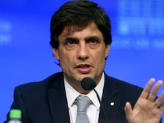 Lacunza descartó una “devaluación traumática” del dólar, pero advirtió por un riesgo para 2027: “Peligroso...”