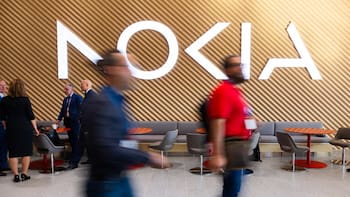 Nokia se reinventó y su nuevo negocio creció más del 120%: cómo invertir desde Argentina