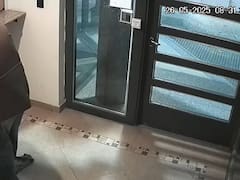 Echaron del Estado a un “ñoqui VIP” hijo de un exgobernador: videos muestran que fichó 5 años sin entrar a trabajar