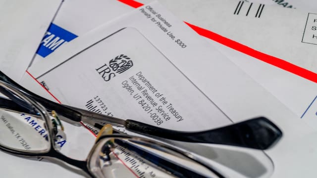 Carta CP14 del IRS: qué es el primer aviso de deuda que reciben miles de contribuyentes y qué hacer al recibirlo