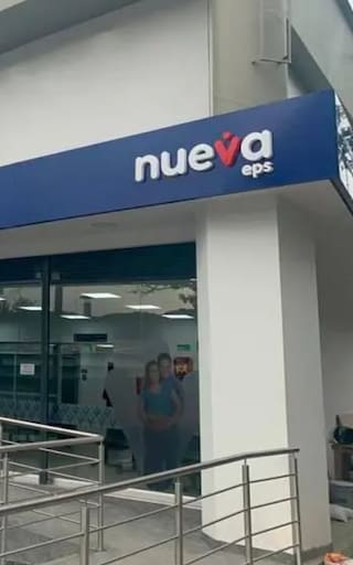 Indignación en Cúcuta: mujer de 79 años murió en dispensario de la Nueva EPS mientras reclamaba medicamentos