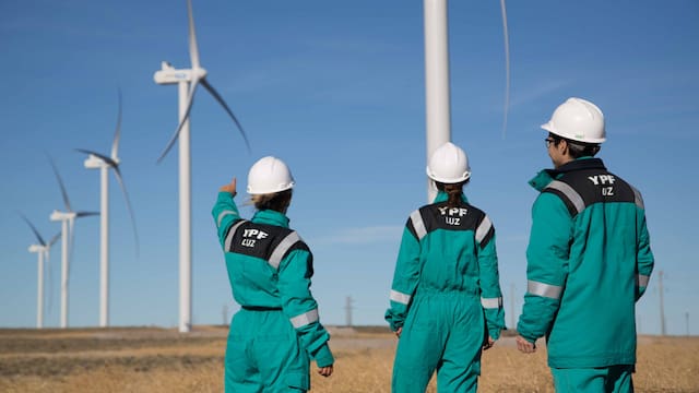 Duras de frenar: aumentaron las emisiones de deuda corporativa pese a la suba del riesgo país