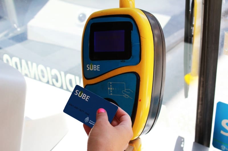 Oficial | Estás líneas de colectivos exigirán DNI en Buenos Aires para viajar en transporte público con el CUD.