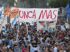 50 años del Golpe de Estado: la democracia mantiene un sólido apoyo, pero con una grieta generacional