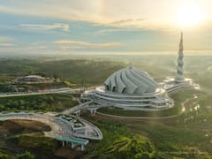 Construyen una ciudad futurista en medio de la selva: tendrá edificios inteligentes, 250,000 hectáreas y busca funcionar con energía 100% renovable