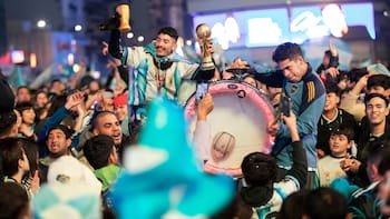 Una encuesta midió el “efecto Mundial”: ¿puede un triunfo de Argentina mejorar el humor social?