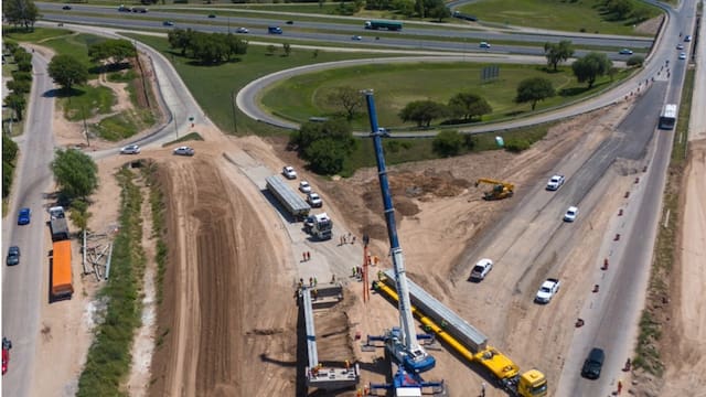 El Gobierno invirtió $400 millones en un puente que transformará la movilidad y el transporte de carga en la capital