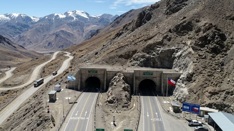 La obra de ingeniería más ambiciosa de América Latina: el túnel de 14 km bajo la Cordillera que unirá Argentina y Chile y eliminará la dependencia al clima