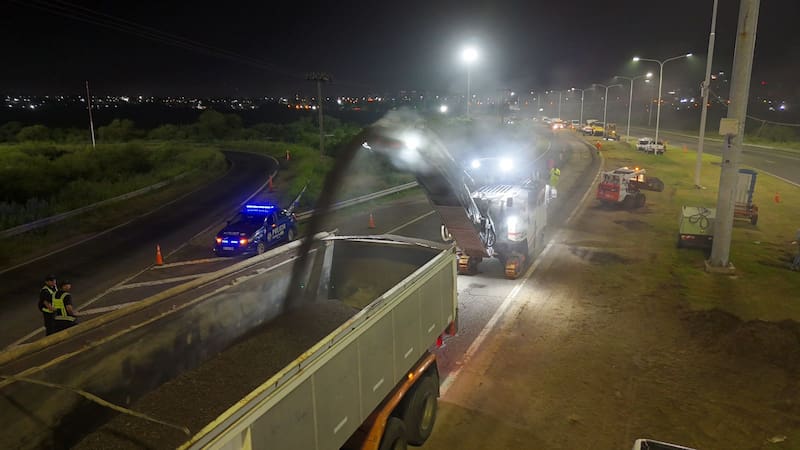 Obras en la autopista Rosario - Santa Fe.