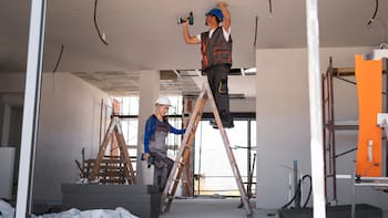 Nueva oleada de inspecciones de obra en casa: multas y qué comprobarán