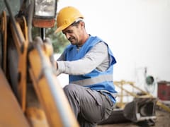 Cuánto cobra un albañil en 2026 según el convenio de la construcción: salario base y pluses