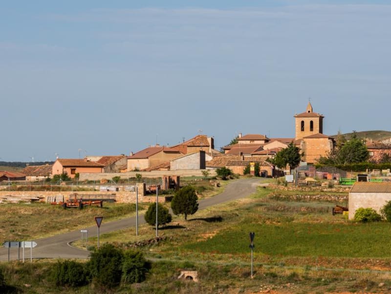 Oficial | Búsqueda laboral: el pueblo de 40 habitantes que busca voluntarios que quieran vivir gratis en la montaña. Fuente: Ayuntamiento de Arenillas.