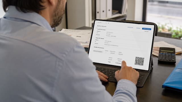 Oficial | Casi 3 millones de autónomos podrán usar gratis la aplicación de Hacienda para facturar: cómo funciona